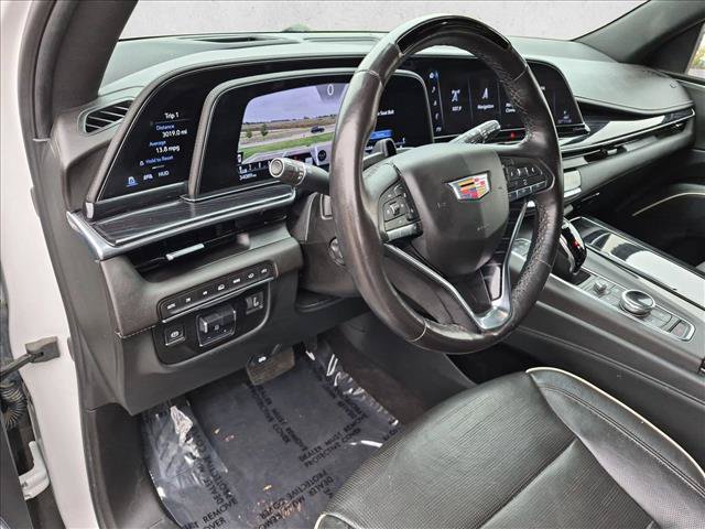 Used 2024 Cadillac Escalade ESV Sport w/ LPO, ONYX Package AWD/4WD image 10
