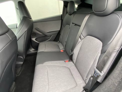 Used 2026 Tesla Model Y AWD image 11