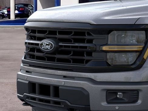 New 2026 Ford F150 XLT w/ Equipment Group 302A MID AWD/4WD image 18