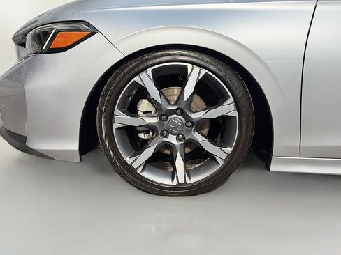 Used 2025 Honda Civic Sport image 32