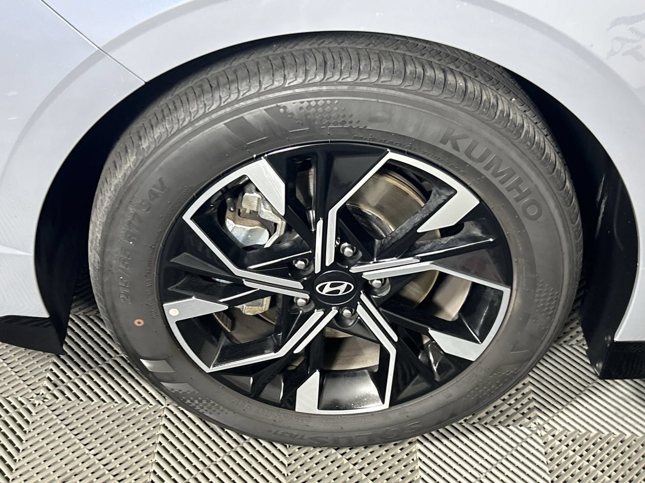Used 2025 Hyundai Sonata SEL FWD image 10