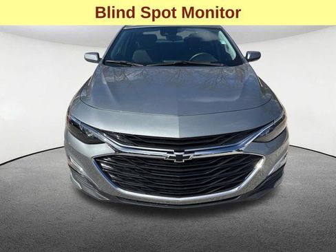 Used 2024 Chevrolet Malibu RS FWD image 3