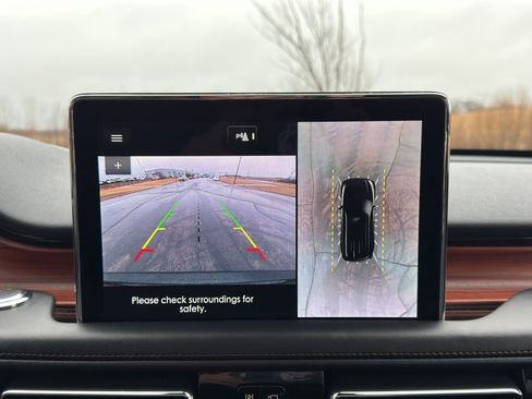 Used 2024 Lincoln Aviator Reserve AWD/4WD image 26