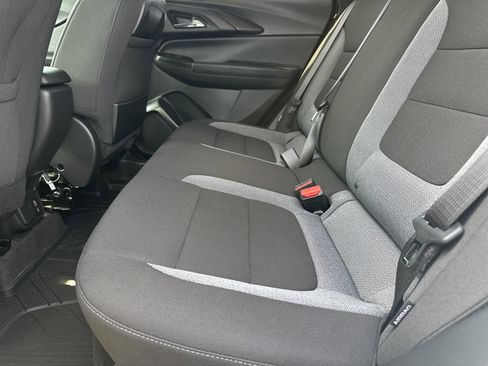Used 2023 Chevrolet TrailBlazer LT w/ Convenience Package image 21
