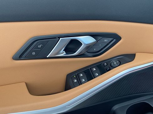 Used 2025 BMW 330i xDrive Sedan w/ Convenience Package image 22