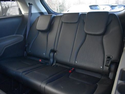 New 2026 Kia Carnival EX FWD image 20