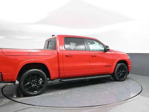 Used 2022 RAM 1500 Laramie AWD/4WD image 2