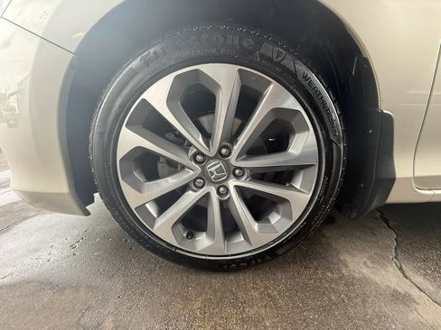 Used 2014 Honda Accord Sport image 20