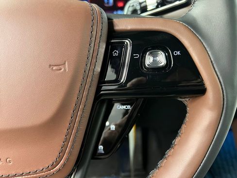 New 2026 Lincoln Aviator Reserve AWD/4WD image 16