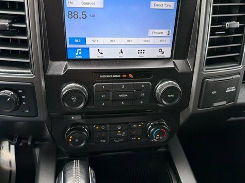 Used 2018 Ford F150 XLT w/ Equipment Group 302A Luxury AWD/4WD image 12
