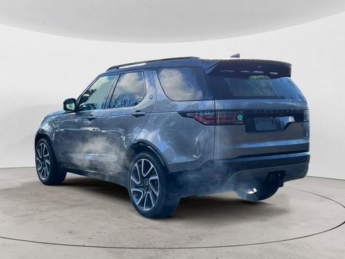 New 2025 Land Rover Discovery Dynamic SE image 3