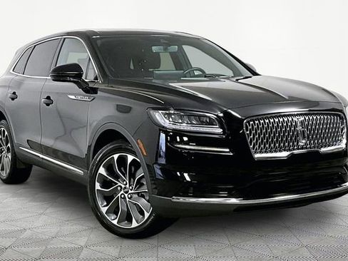 Used 2023 Lincoln Nautilus Reserve image 1