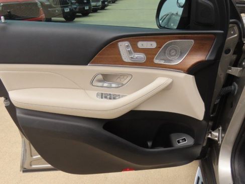 Used 2022 Mercedes-Benz GLE 350 image 23
