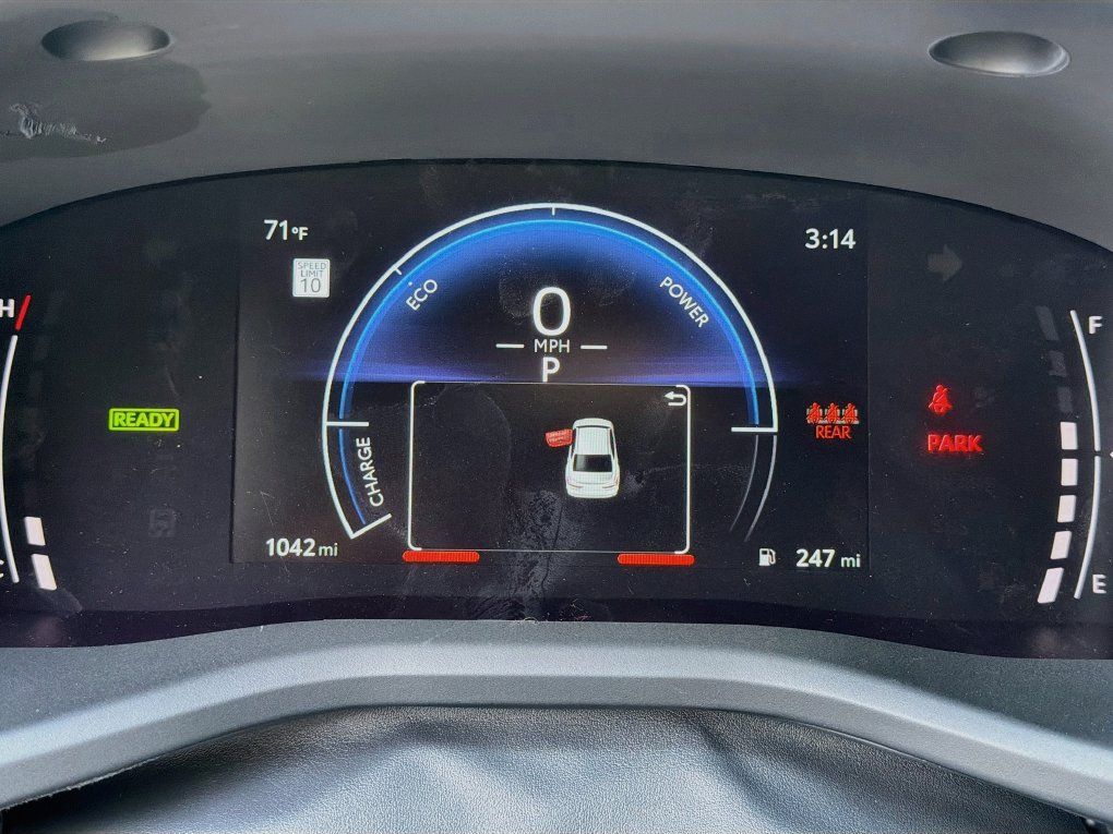 Used 2026 Toyota Camry SE FWD image 18