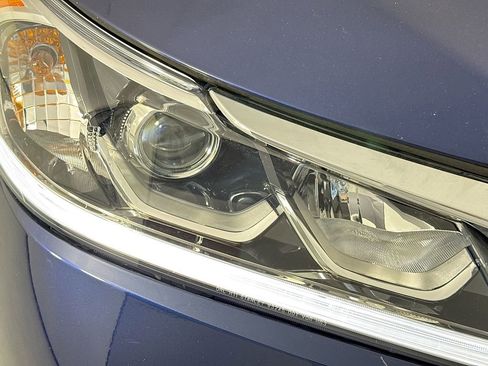 Used 2016 Honda Accord EX-L image 39