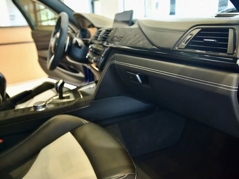 Used 2018 BMW M3 CS w/ Executive Package RWD image 29
