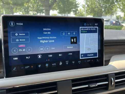 Used 2025 Lincoln Corsair Grand Touring w/ Equipment Group 301A AWD/4WD image 23