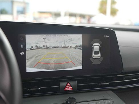Used 2024 Hyundai Elantra Limited FWD image 23