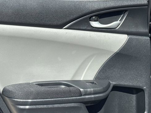Certified 2018 Honda Civic EX image 12