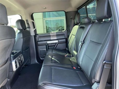 Used 2019 Ford F350 Lariat w/ Chrome Package image 11
