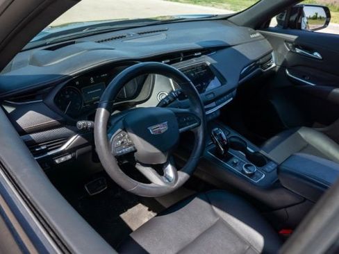 Used 2023 Cadillac XT4 Sport w/ Technology Package AWD/4WD image 13