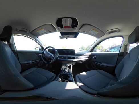 Used 2025 Kia K4 FWD image 40