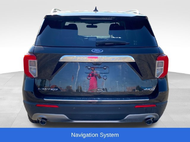 Used 2023 Ford Explorer Limited AWD/4WD image 3
