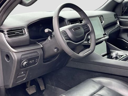 Used 2022 Jeep Wagoneer Series I w/ Premium Group I RWD image 9