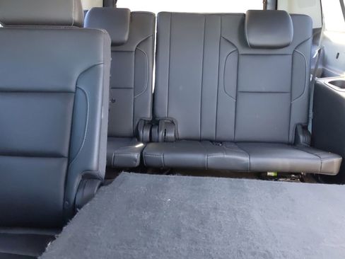 Used 2018 GMC Yukon XL SLT w/ Premium Edition image 30