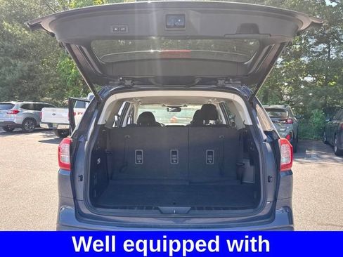 Used 2024 Subaru Ascent Premium w/ Convenience Package AWD/4WD image 3