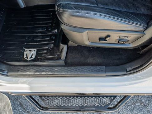 Used 2018 RAM 2500 Laramie w/ Sport Appearance Group image 18