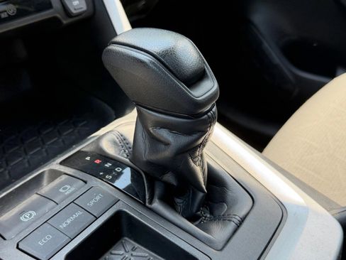 Used 2024 Toyota RAV4 XLE w/ Convenience Package FWD image 41
