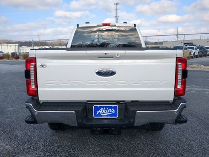 New 2026 Ford F250 Lariat w/ Lariat Premium Package