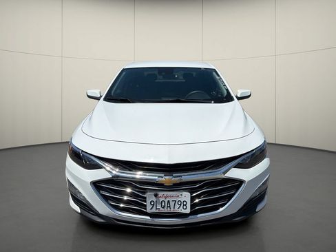 Used 2024 Chevrolet Malibu LT FWD image 2