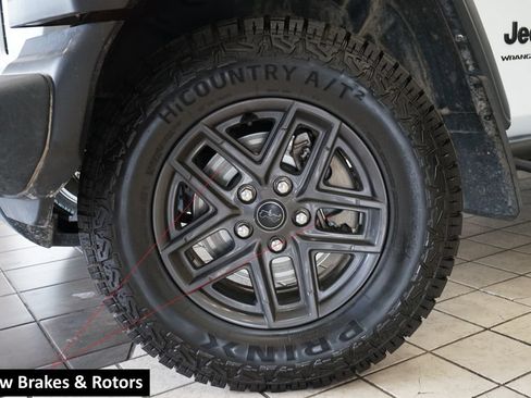 Used 2024 Jeep Wrangler Unlimited Sport AWD/4WD image 14