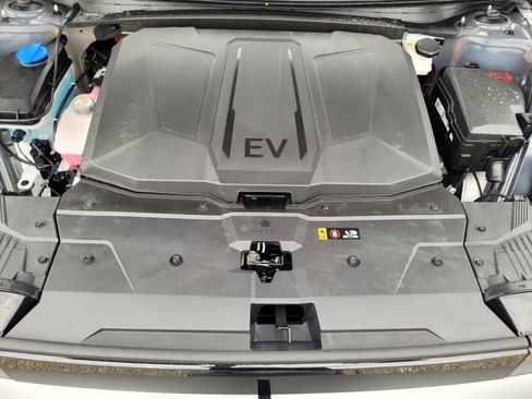 Certified 2026 Hyundai Ioniq 5 SE RWD image 34