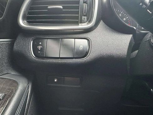 Used 2017 Kia Sorento EX AWD/4WD image 26