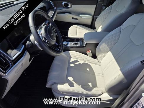 Certified 2025 Kia Sorento SX Prestige AWD/4WD image 12