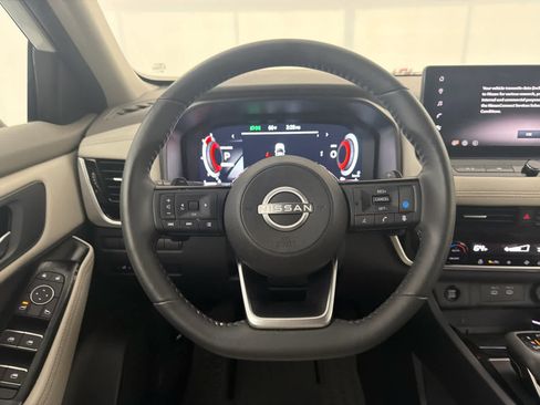 Used 2024 Nissan Rogue SL image 17