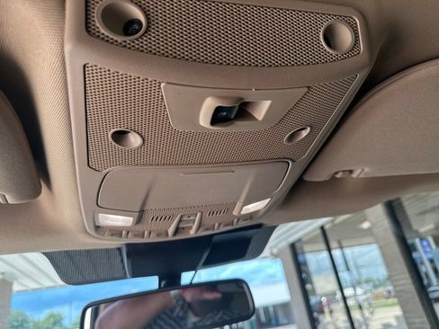 Used 2018 Ford F150 Lariat w/ Equipment Group 502A Luxury AWD/4WD image 13