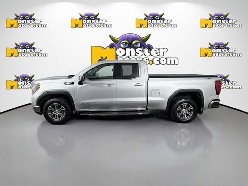 Used 2022 GMC Sierra 1500 SLE image 8