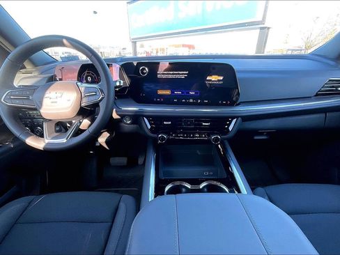 New 2026 Chevrolet Suburban LS w/ LPO, Dark Essentials Package image 5