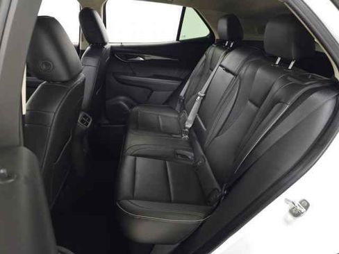 Used 2023 Buick Envision Essence image 31