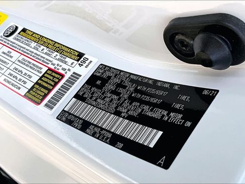 Used 2021 Toyota Sienna XLE FWD image 35