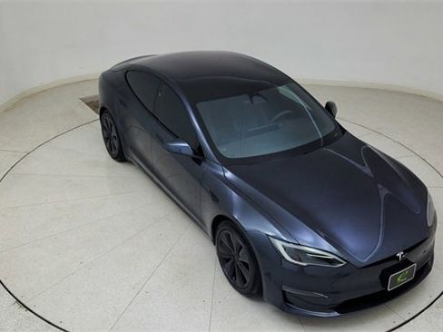 Used 2025 Tesla Model S image 70