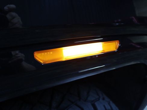 Used 2024 GMC Sierra 2500 Denali w/ Denali Reserve Package image 12