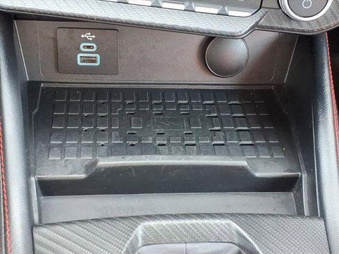 Used 2024 Ford Mustang GT Premium image 17