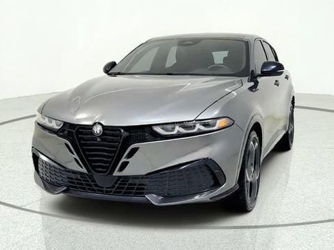Used 2026 Alfa Romeo Tonale w/ Active Assist Package AWD/4WD image 3