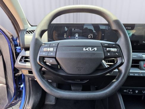Used 2025 Kia K4 FWD image 21