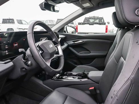 Used 2025 Audi Q6 e-tron Premium w/ Convenience Package image 23